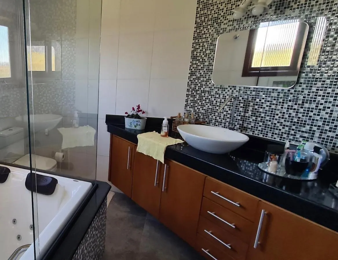 Casa 4 Suites Em Bairro De Alto Padrao Proxima Ao Capivari Campos do Jordao
