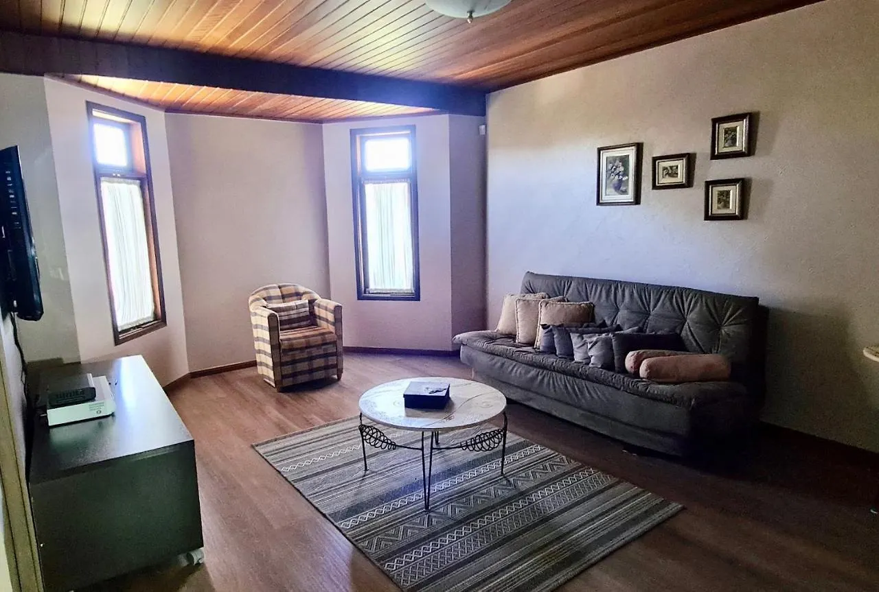Casa 4 Suites Em Bairro De Alto Padrao Proxima Ao Capivari Campos do Jordao Holiday home