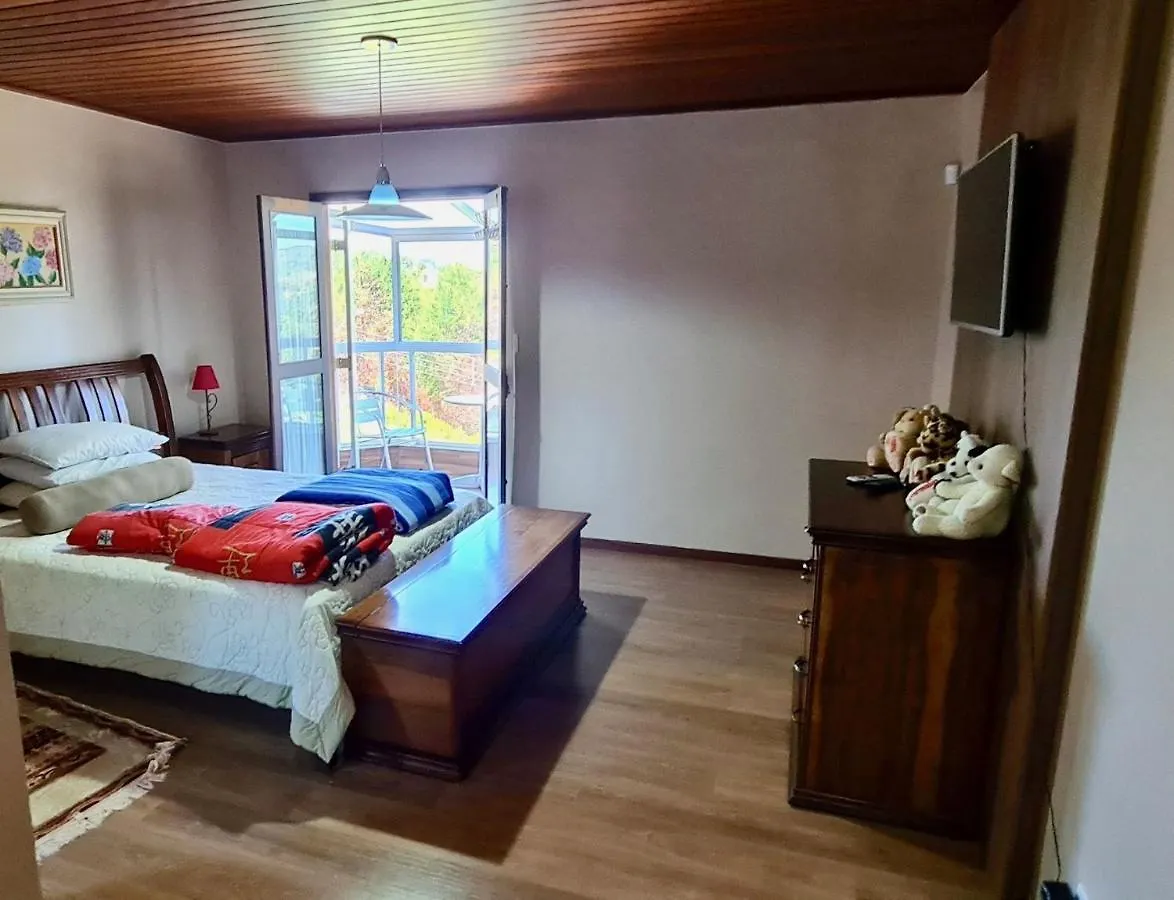 Casa 4 Suites Em Bairro De Alto Padrao Proxima Ao Capivari Campos do Jordao Brazil