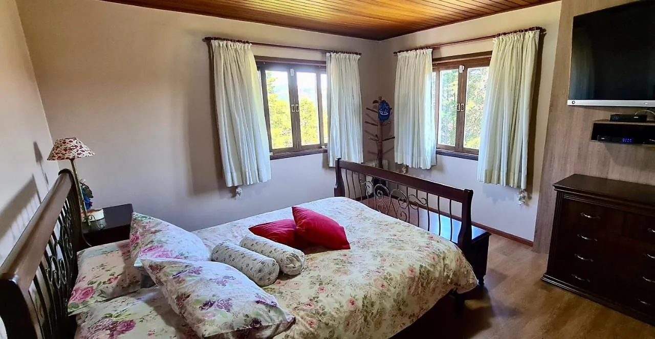 Casa 4 Suites Em Bairro De Alto Padrao Proxima Ao Capivari Campos do Jordao Holiday home